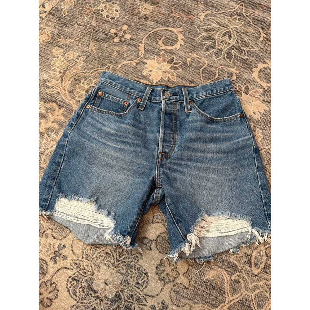 Levi's 501 Mid Thigh Shorts Distressed